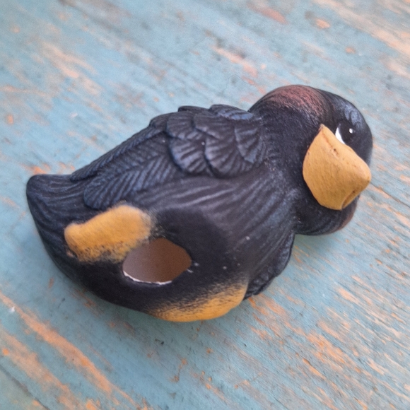 Vintage Porcelain Bird Tiny Figurine Bord Lover Gift Collectible Knick Nack - Picture 12 of 16